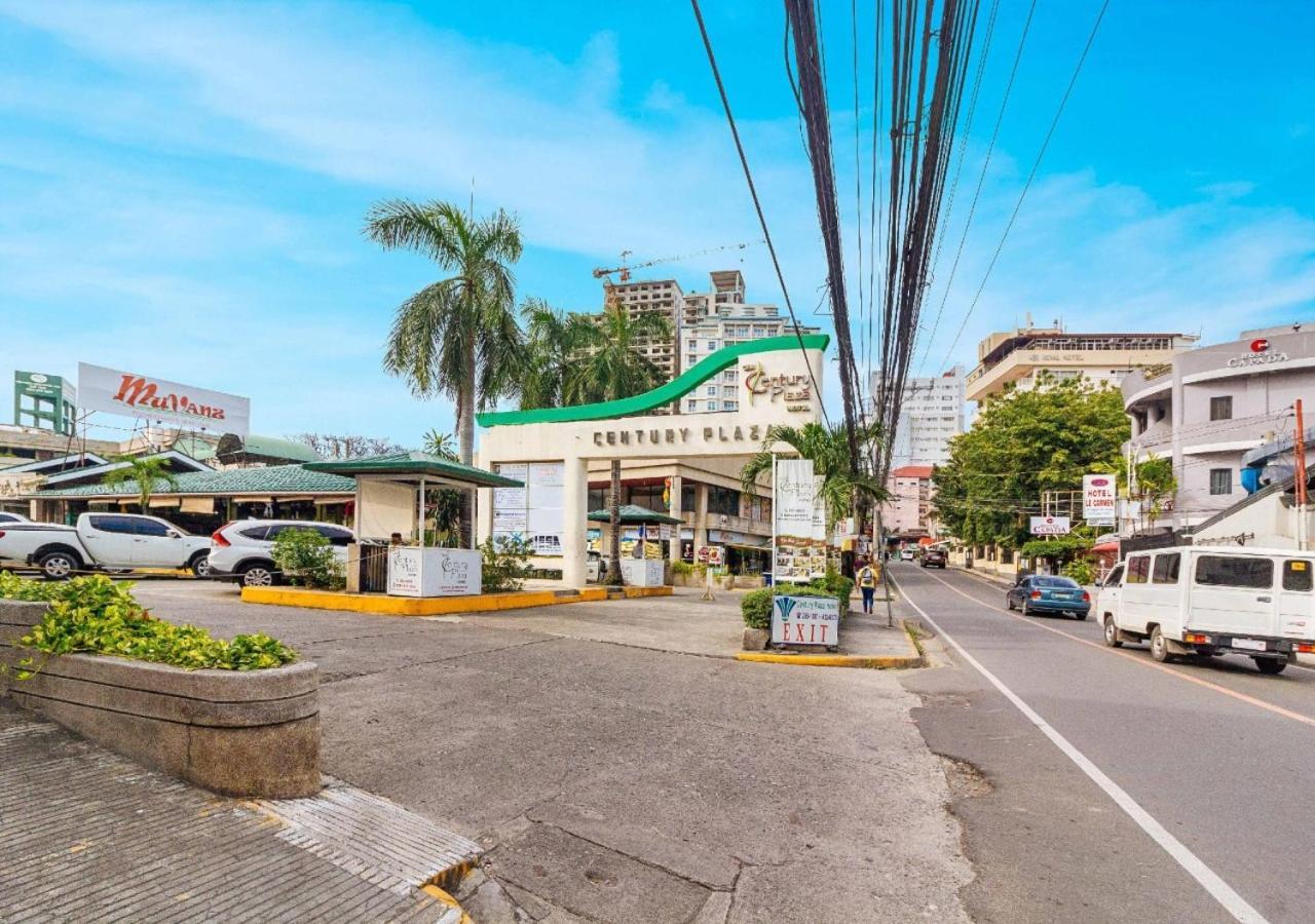 RedDoorz Plus near Mango Avenue Cebu Stadt Exterior foto